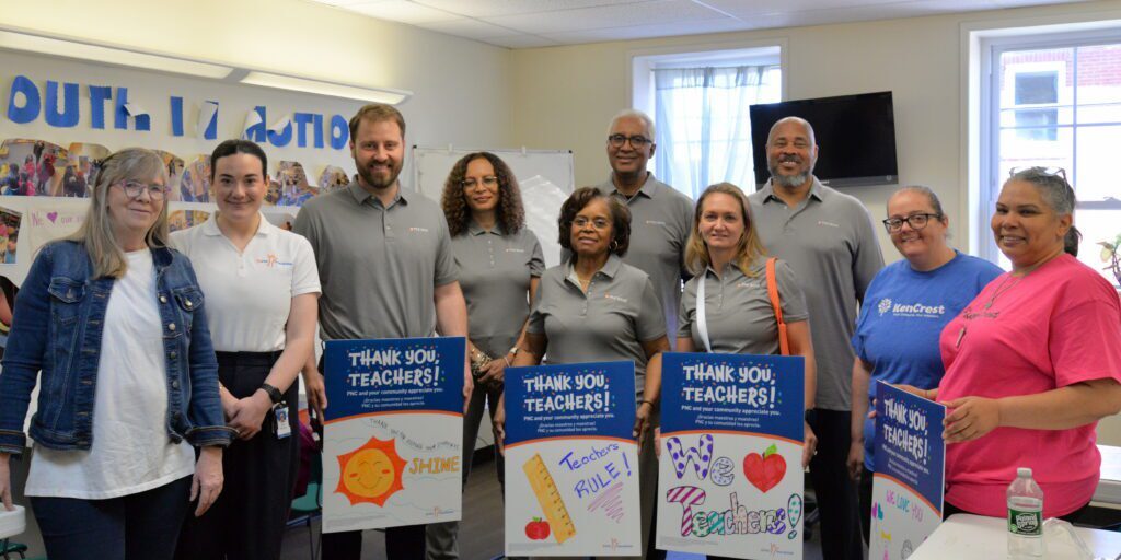 PNC Financial Services with Melanie Brennan and Rosaida Benetiz at our Early Learning Center. //
Photo by Aubrey Crompton